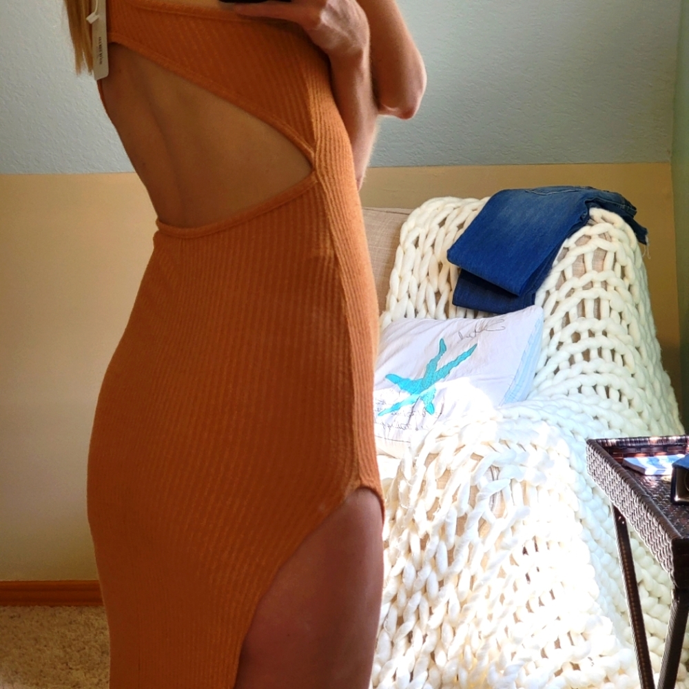 THIS DRESS! NWT- Sm